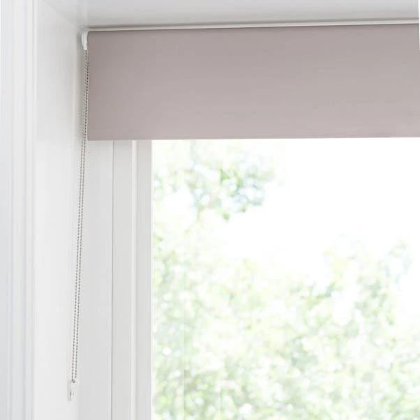 Dunelm Roller Blind Mechanism With A Metal Chain 4 Dunelm Roller Blind Mechanism With A Metal Chain - Image 2