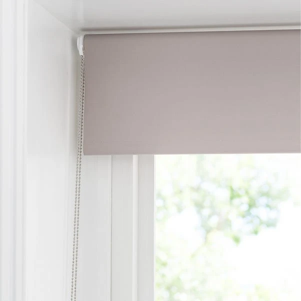 Dunelm Roller Blind Mechanism With A Metal Chain 5 Dunelm Roller Blind Mechanism With A Metal Chain - Image 3