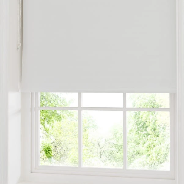 Dunelm White Blackout Moisture Resistant Roller Blind 6 Dunelm White Blackout Moisture Resistant Roller Blind - Image 4