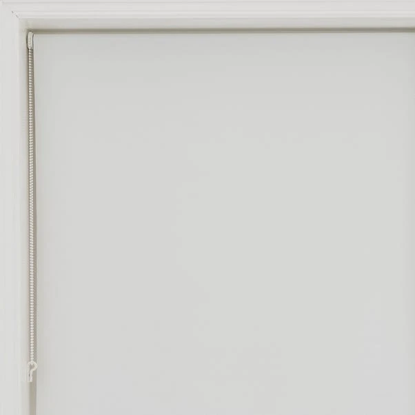 Dunelm White Blackout Moisture Resistant Roller Blind 7 Dunelm White Blackout Moisture Resistant Roller Blind - Image 5