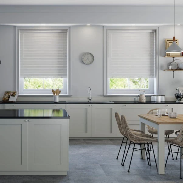 Dunelm 50mm Slats Room Darkening White Venetian Blind 7 Dunelm 50mm Slats Room Darkening White Venetian Blind - Image 5