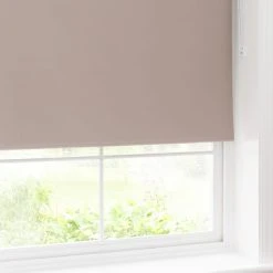 Dunelm Pebble Blackout Roller Blind -Dunelm Shop 1000149531 alt03