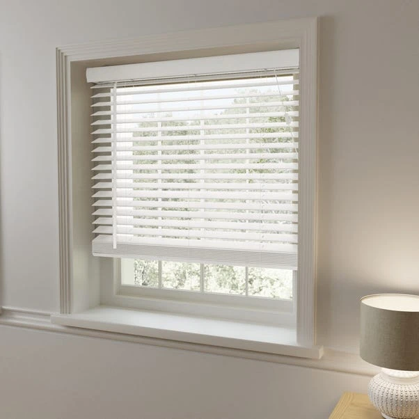 Dunelm White 50mm Slats Venetian Blind 5 Dunelm White 50mm Slats Venetian Blind - Image 3