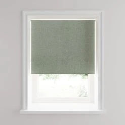 Dunelm Montreal Lily Pad Blackout Roller Blind -Dunelm Shop 1000180154 alt01