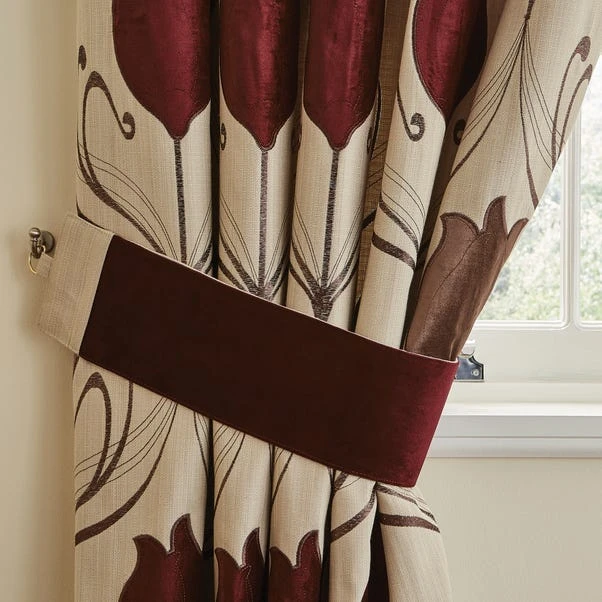 Luxury Collection Lalique Wine Tiebacks 3 Luxury Collection Lalique Wine Tiebacks