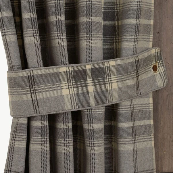 Luxury Collection Highland Check Dove Grey Tiebacks 3 Luxury Collection Highland Check Dove Grey Tiebacks