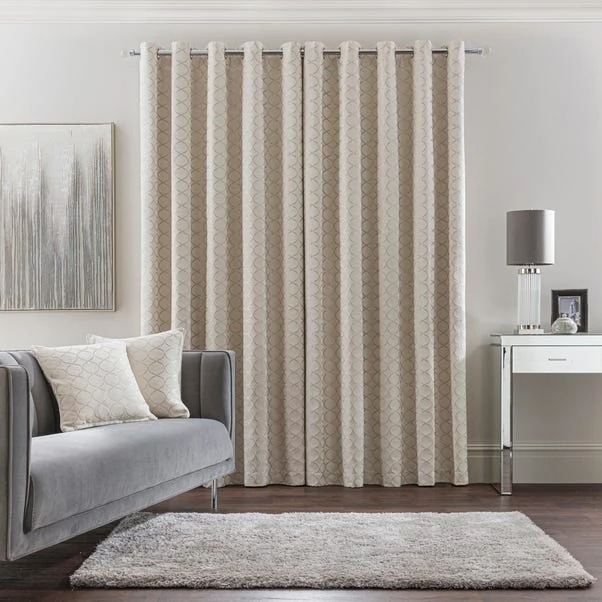 Luxury Collection Chenille Ogee Cream Eyelet Curtains 6 Luxury Collection Chenille Ogee Cream Eyelet Curtains - Image 4