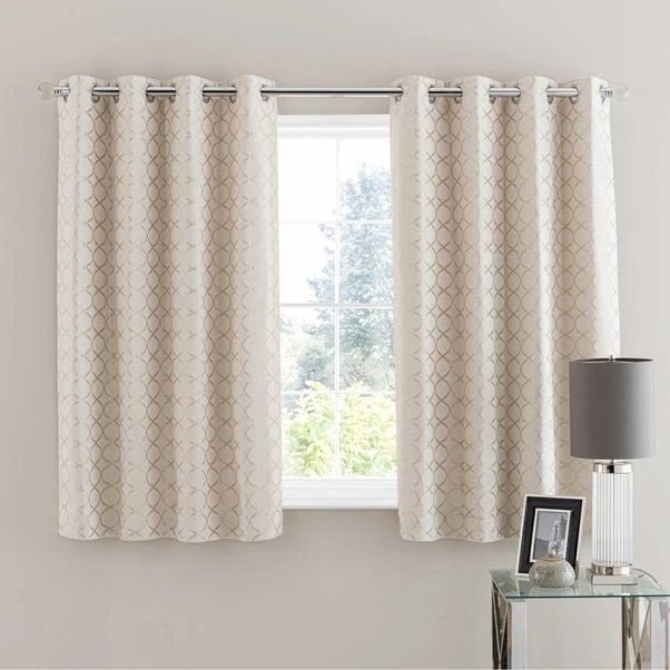 Luxury Collection Chenille Ogee Cream Eyelet Curtains 7 Luxury Collection Chenille Ogee Cream Eyelet Curtains - Image 5