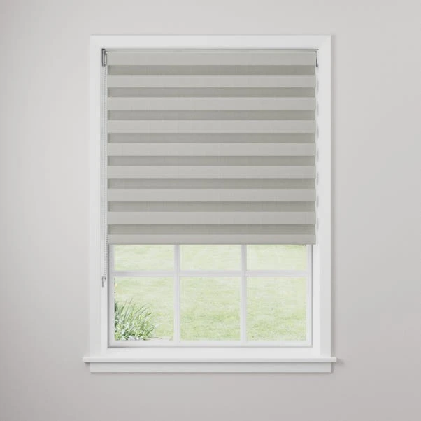 Dunelm Day And Night Dove Grey Daylight Roller Blind 6 Dunelm Day And Night Dove Grey Daylight Roller Blind - Image 4