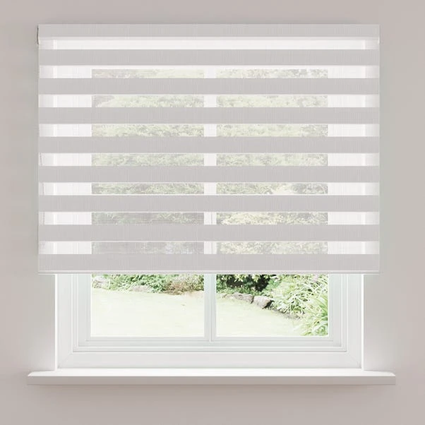 Dunelm Day And Night White Daylight Roller Blind 5 Dunelm Day And Night White Daylight Roller Blind - Image 3