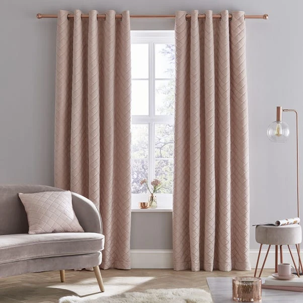 Catherine Lansfield So Soft Luxe Velvet Blush Thermal Eyelet Curtains 4 Catherine Lansfield So Soft Luxe Velvet Blush Thermal Eyelet Curtains - Image 2