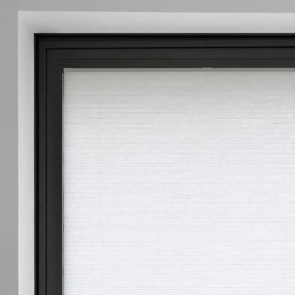 Dunelm Easy Clip White Pleated Blind 5 Dunelm Easy Clip White Pleated Blind - Image 3