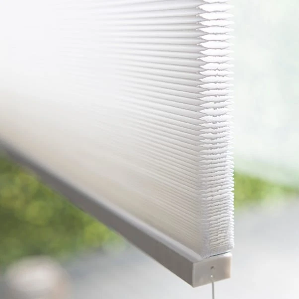 Dunelm Easy Clip White Pleated Blind 7 Dunelm Easy Clip White Pleated Blind - Image 5