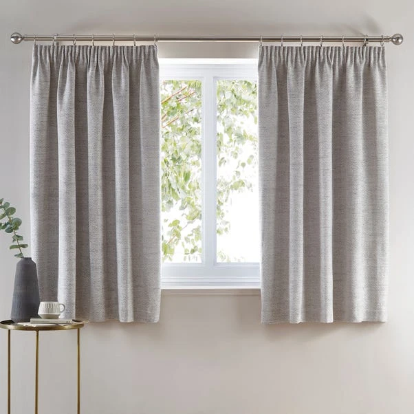 Churchgate Swithland Herringbone White Pencil Pleat Curtains 7 Churchgate Swithland Herringbone White Pencil Pleat Curtains - Image 5