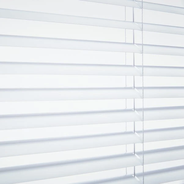 Dunelm White 25mm Slats PVC Venetian Blind 7 Dunelm White 25mm Slats PVC Venetian Blind - Image 5