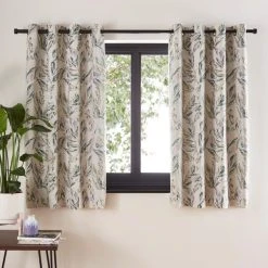Dunelm Sapo Green Eyelet Curtains -Dunelm Shop 30809363 alt05